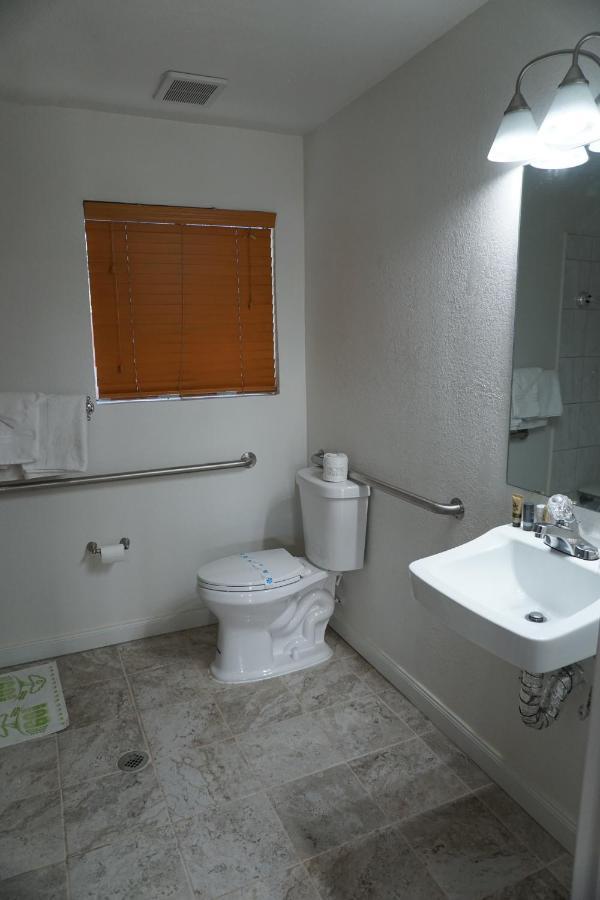 Valley Motel Конкорд Экстерьер фото