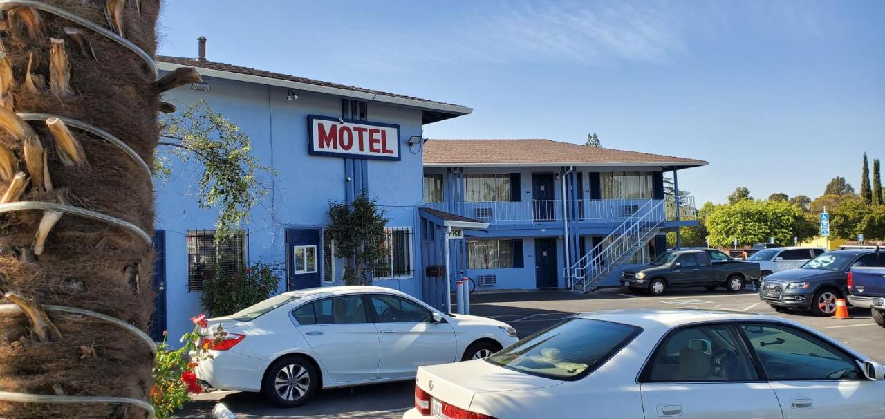 Valley Motel Конкорд Экстерьер фото
